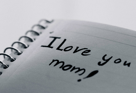 Nếu con yêu mẹ, hãy yêu khi mẹ còn đây!